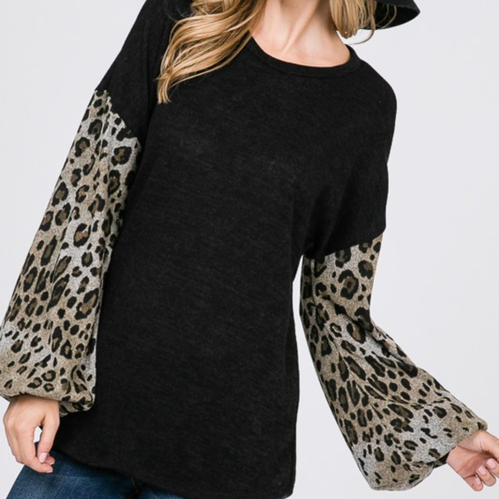 Leopard Print Contrast Tunic - Picture 2 of 8